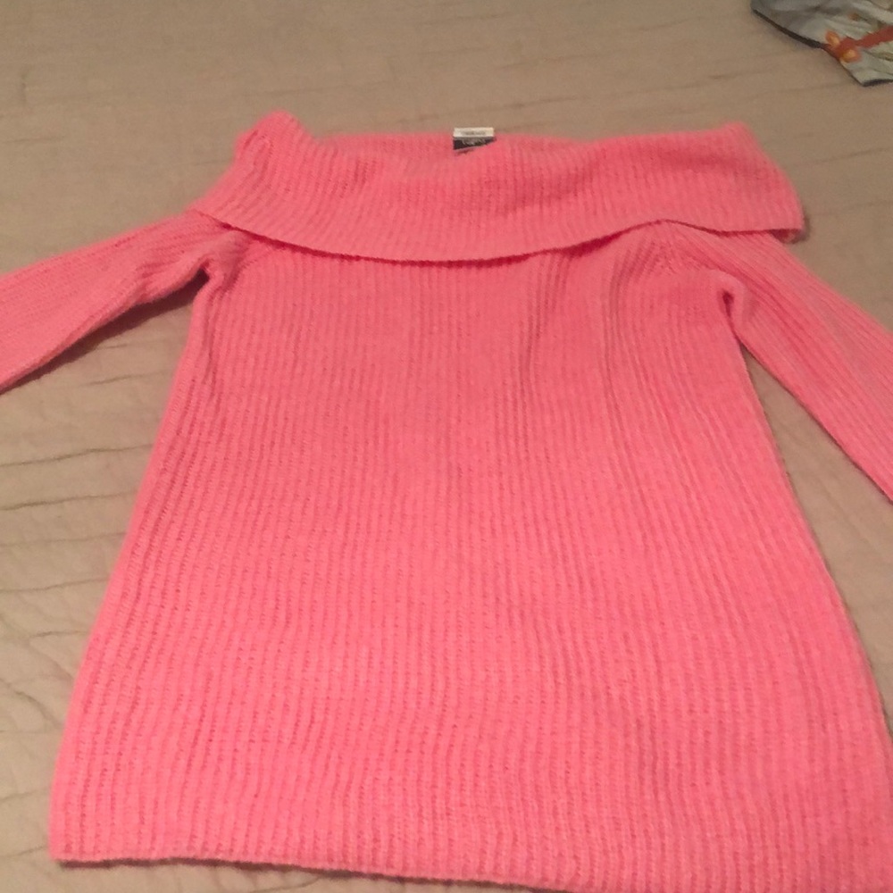 Long sleeve knitted off the shoulder sweater tunic